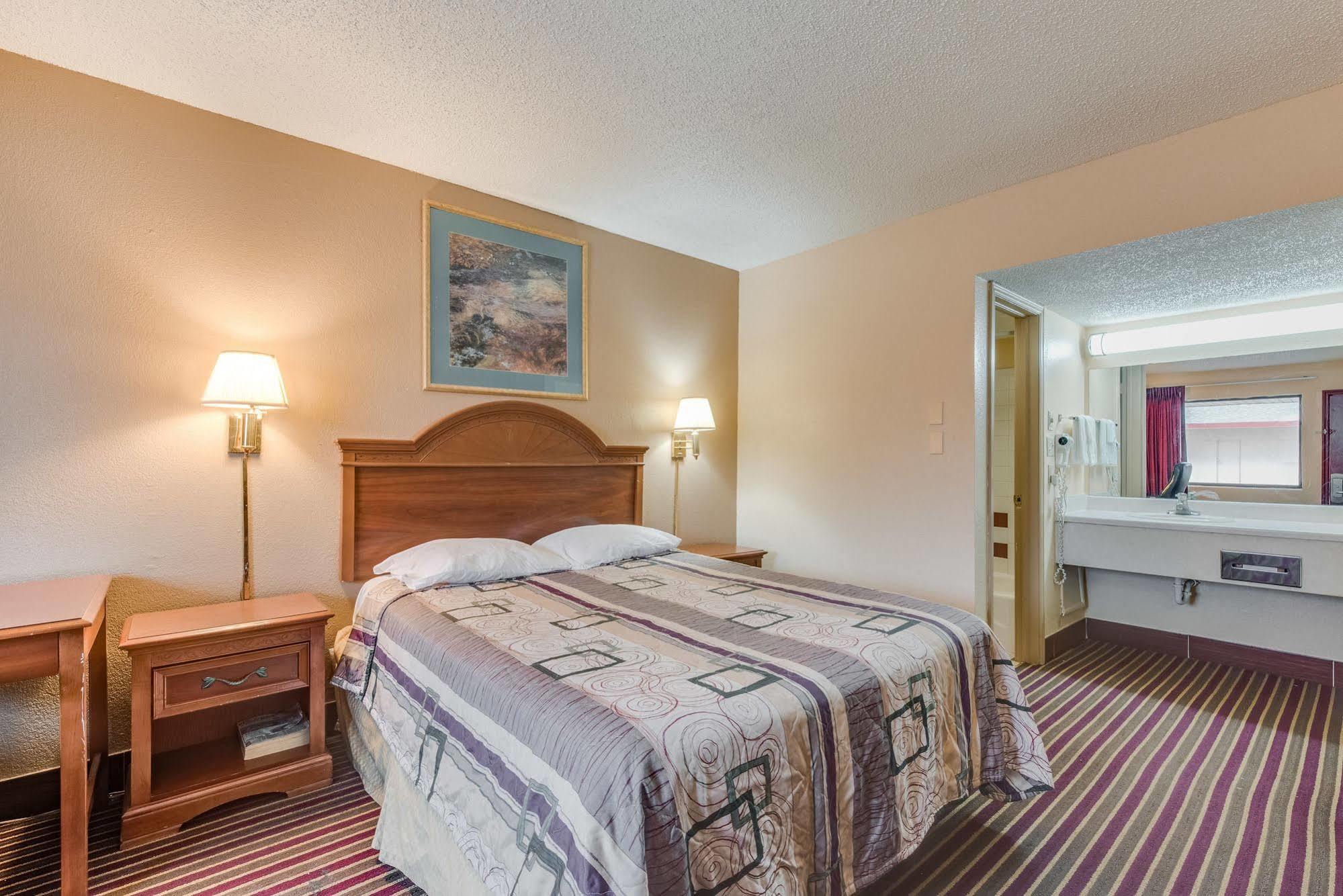 Travelers Inn Midwest City Exterior foto